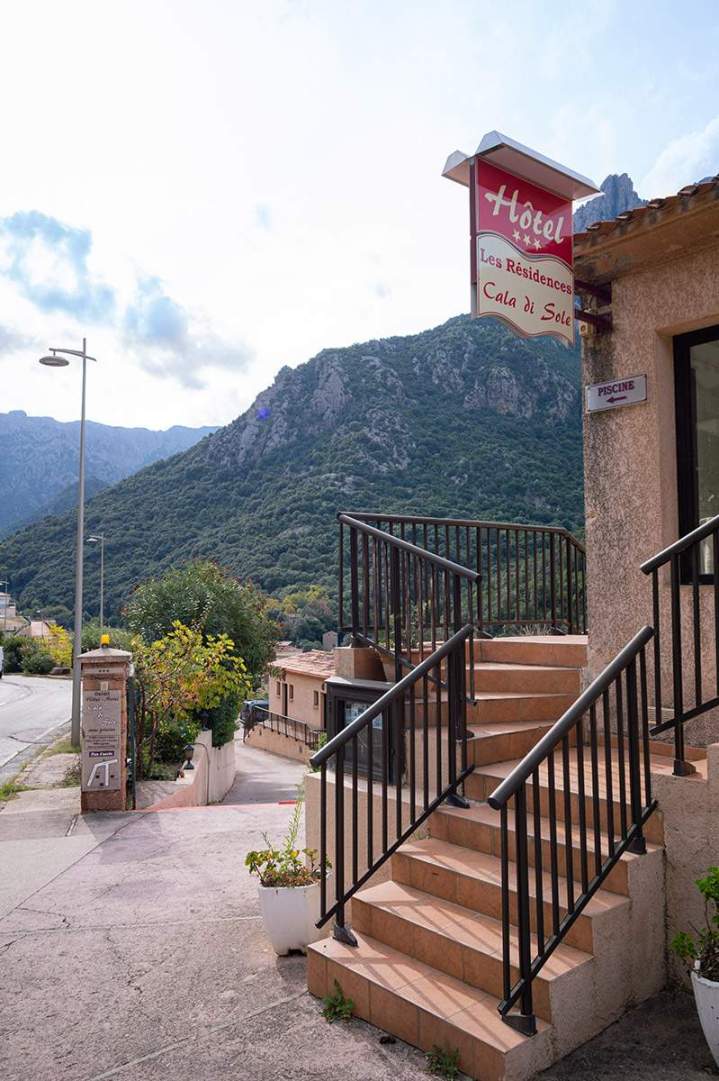 Hôtel de luxe avec piscine Porto-Ota